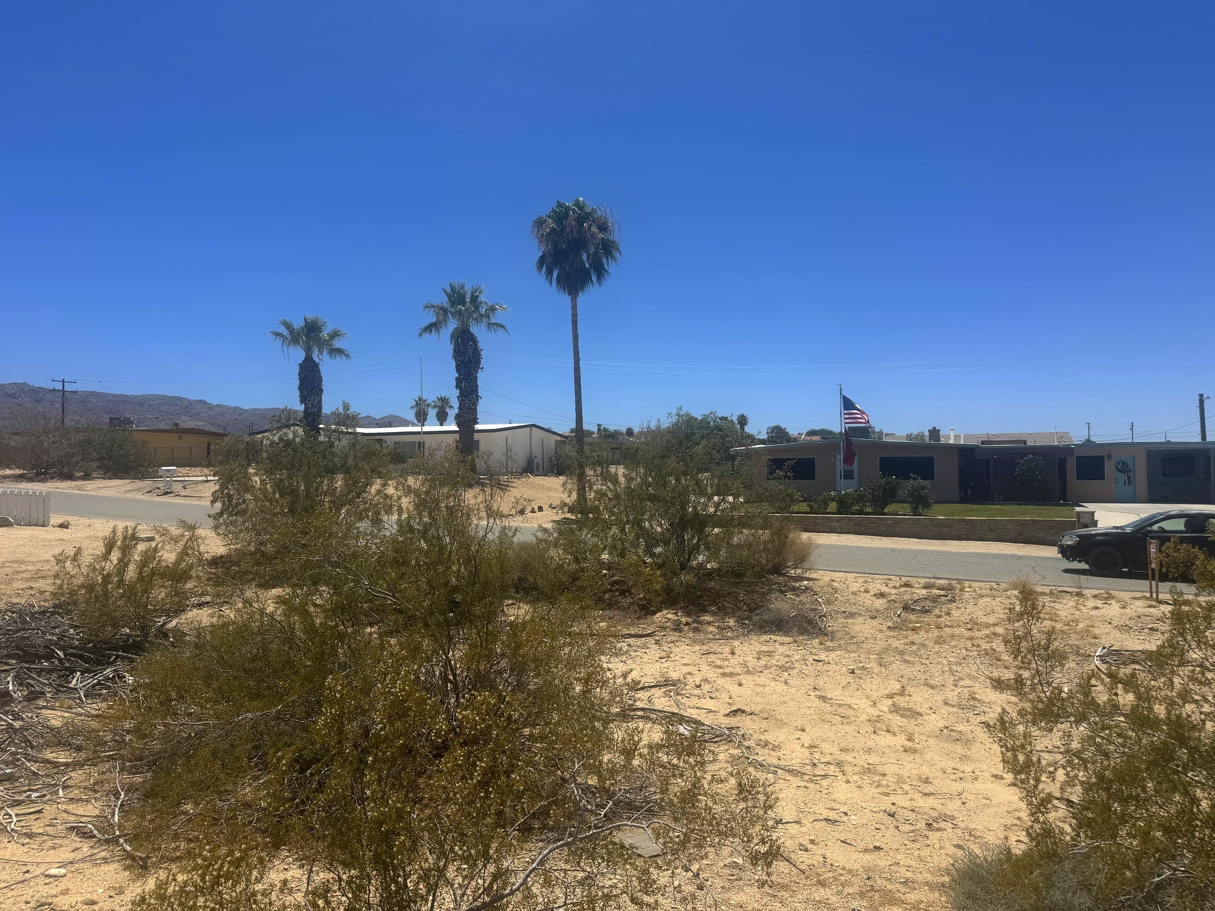 5749 Halsey Ave, photo 3