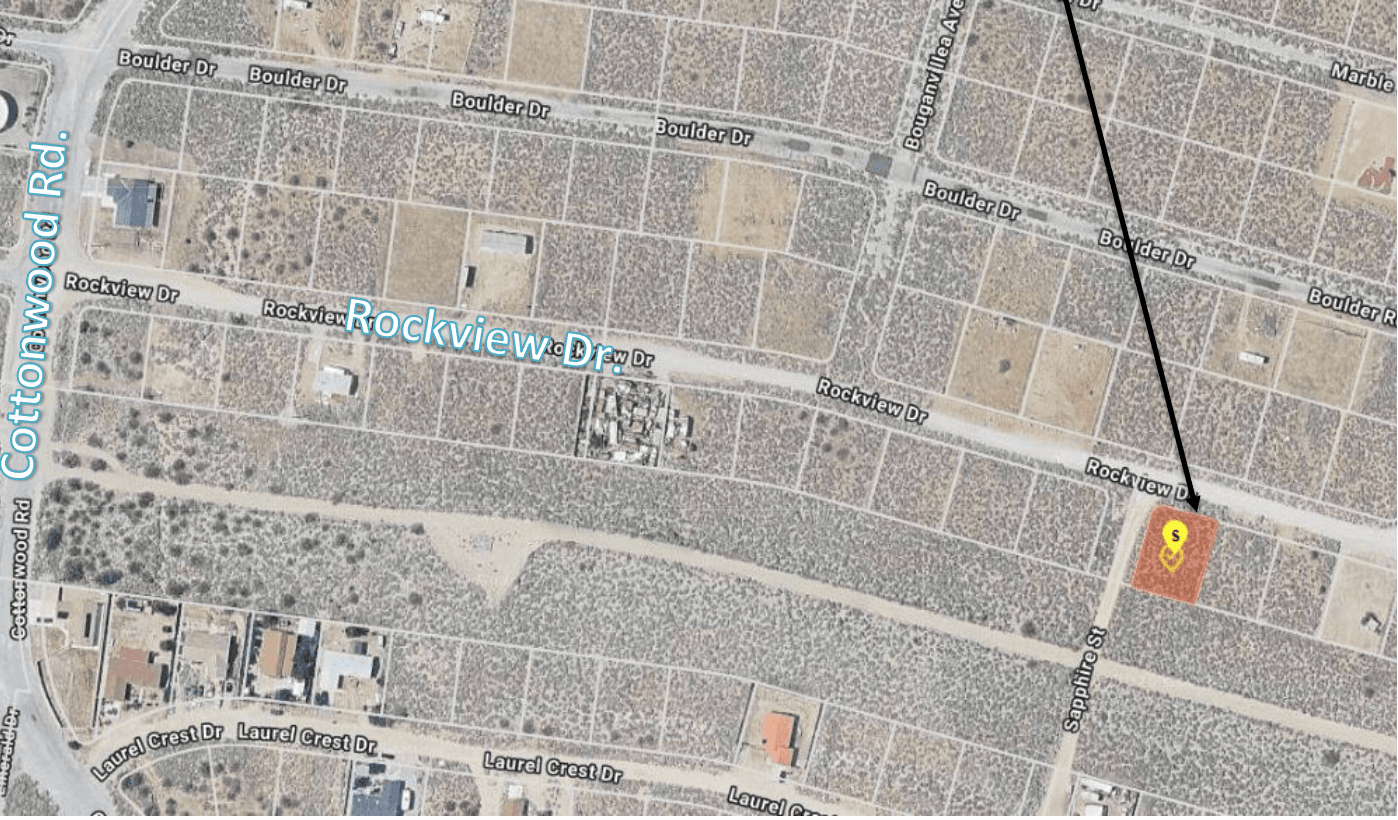 208 Rockview Dr., Whitewater